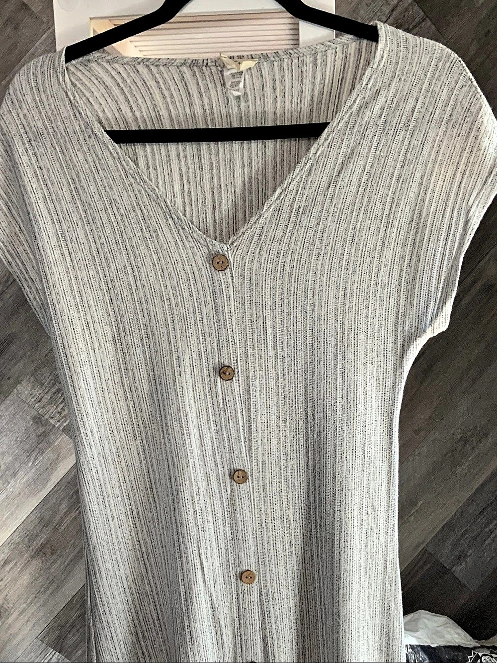 Gray Ivory Ribbed Button Front Maxi Dress Size Medium